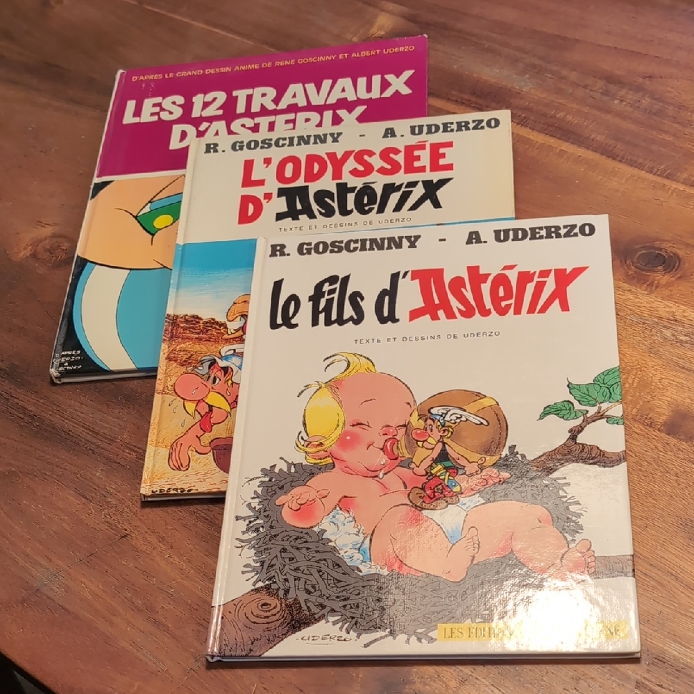 Astérix Comic Book Set - Colorful Collection